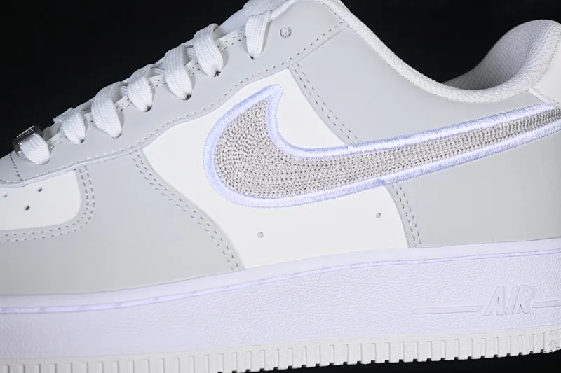All categories Nk Air Force 1 Air Force series Nk Air Force 1 Low Air Force low-top Nike Air Force 1'07 Low white and gray embroidery Air Force 1 low-top casual sneakers IB6842-100
